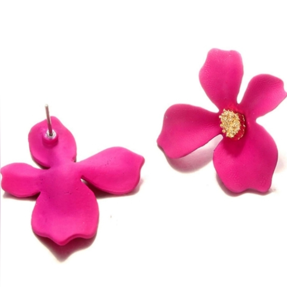 Hot Pink Flower Blossom Post Earrings 3D Floral Pretty Big Feminine Flowers New - Picture 3 of 5